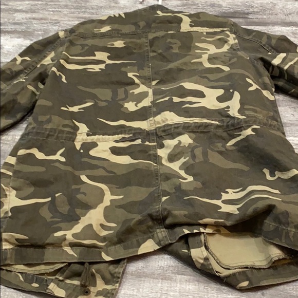 Jacket - Picture 4 of 4